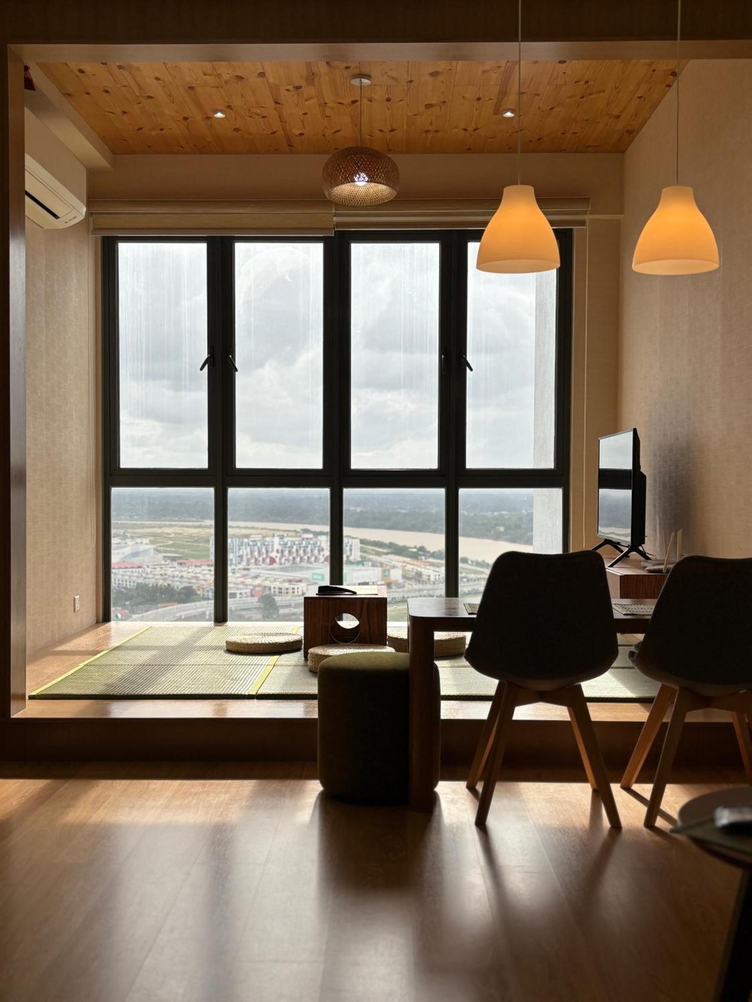 2br Premium Troika By Aghome