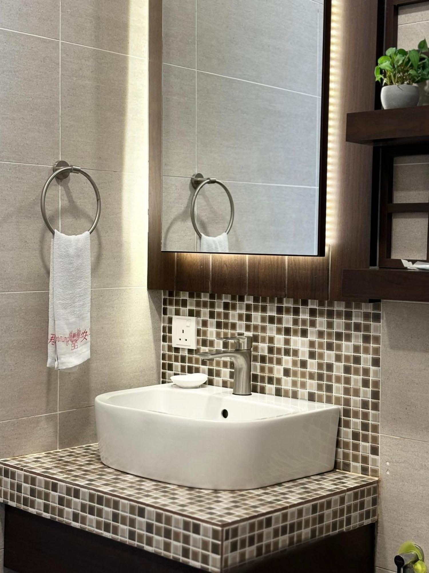 2br Premium Troika By Aghome *